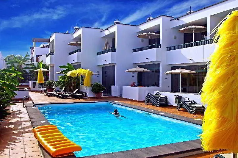 Apartamentos La Tegala Puerto del Carmen  Apart-hotel Puerto del Carmen (Lanzarote)